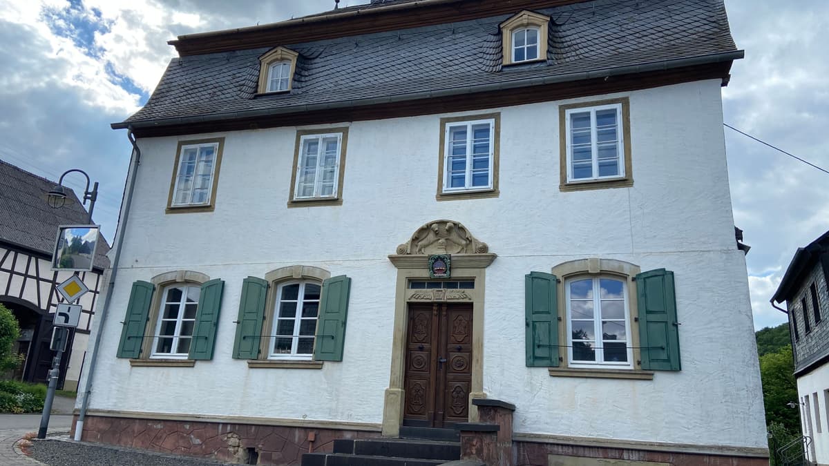 Löwenhaus Haupteingang