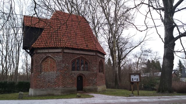Kapelle zum Heiligen Kreuz Bessin
