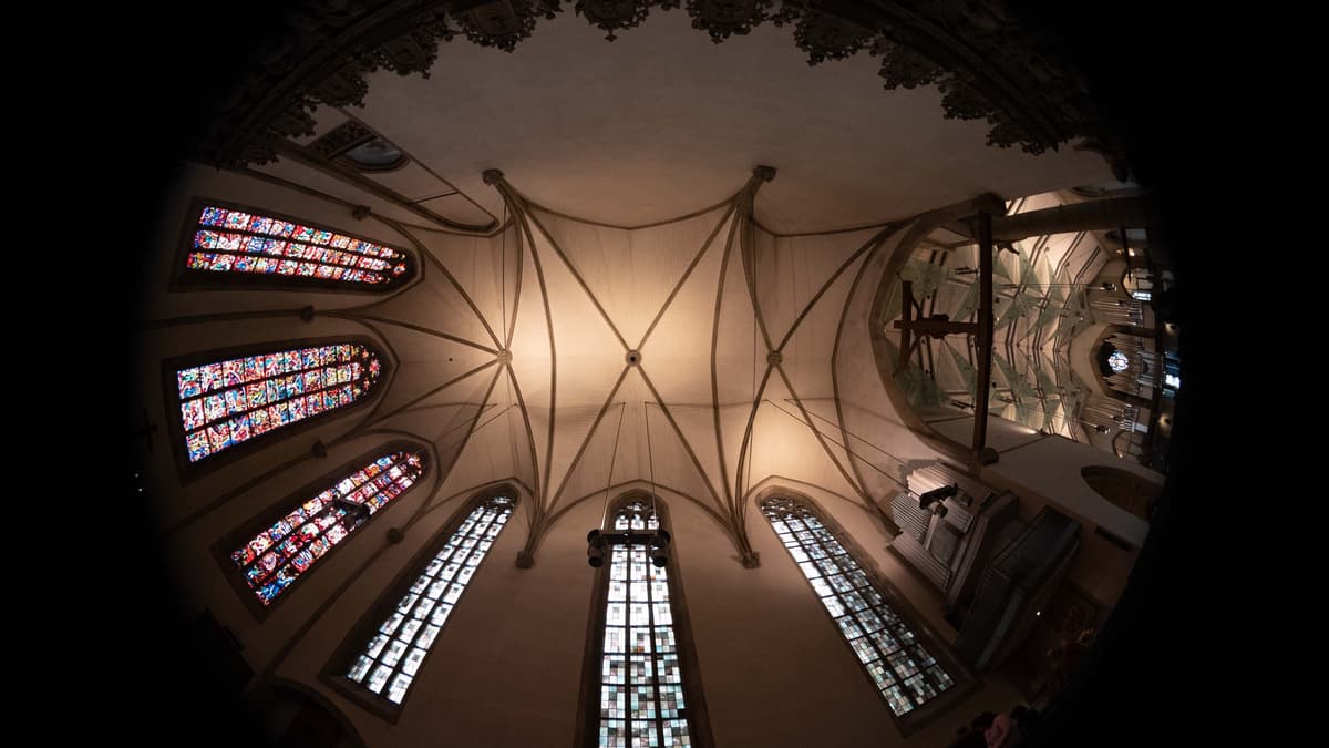 Blick zur Decke