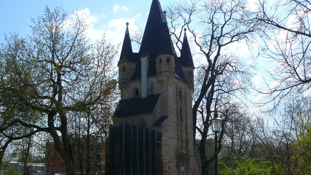 Fünfgratturm
