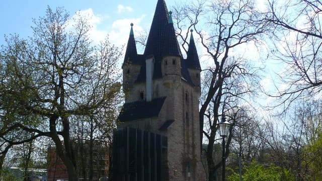 Fünfgratturm
