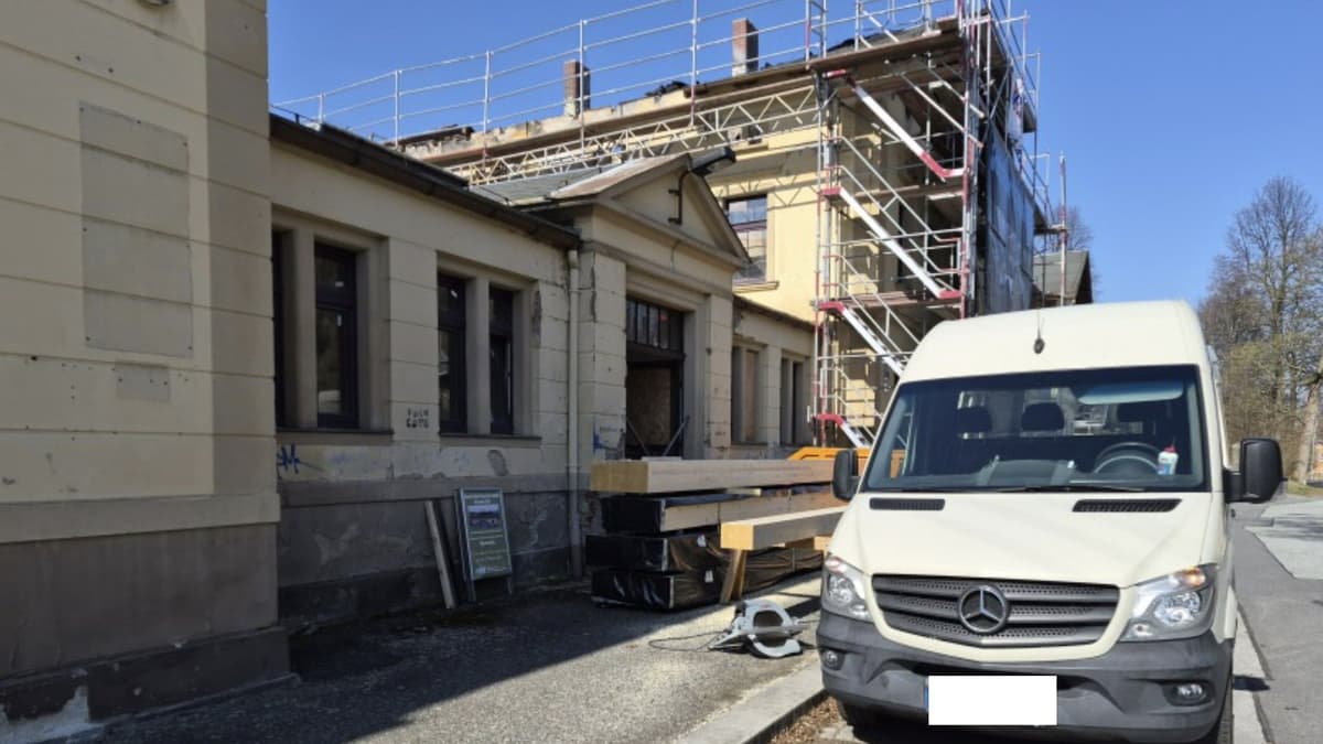 Zimmermannsarbeiten am Brandschaden