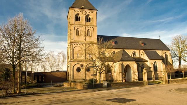 Wallfahrtskirche St. Mariä Himmelfahrt Wesel-Ginderich