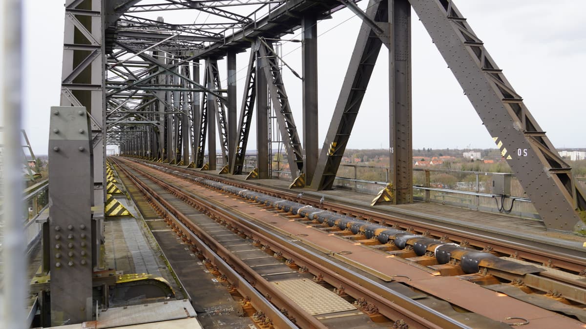 Auf der Hochbrücke