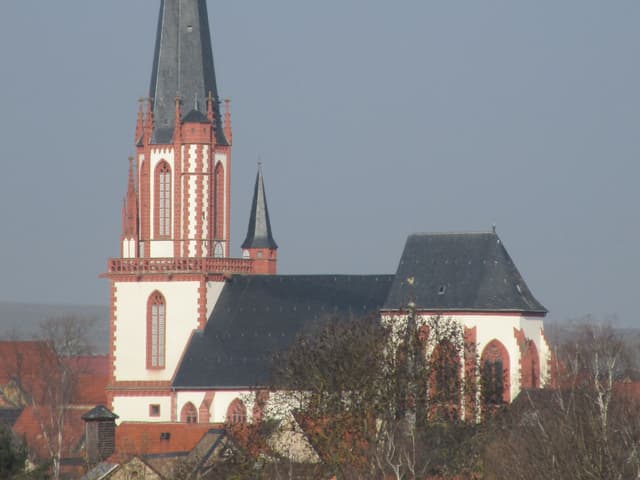 Ev. Kirche Zum Heiligen Blut Christi