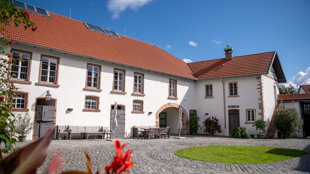 Merzhof2