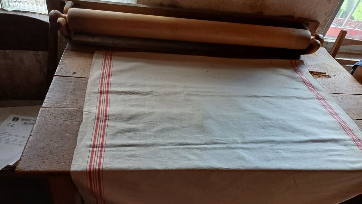 Mangeldocke und Rolltuch