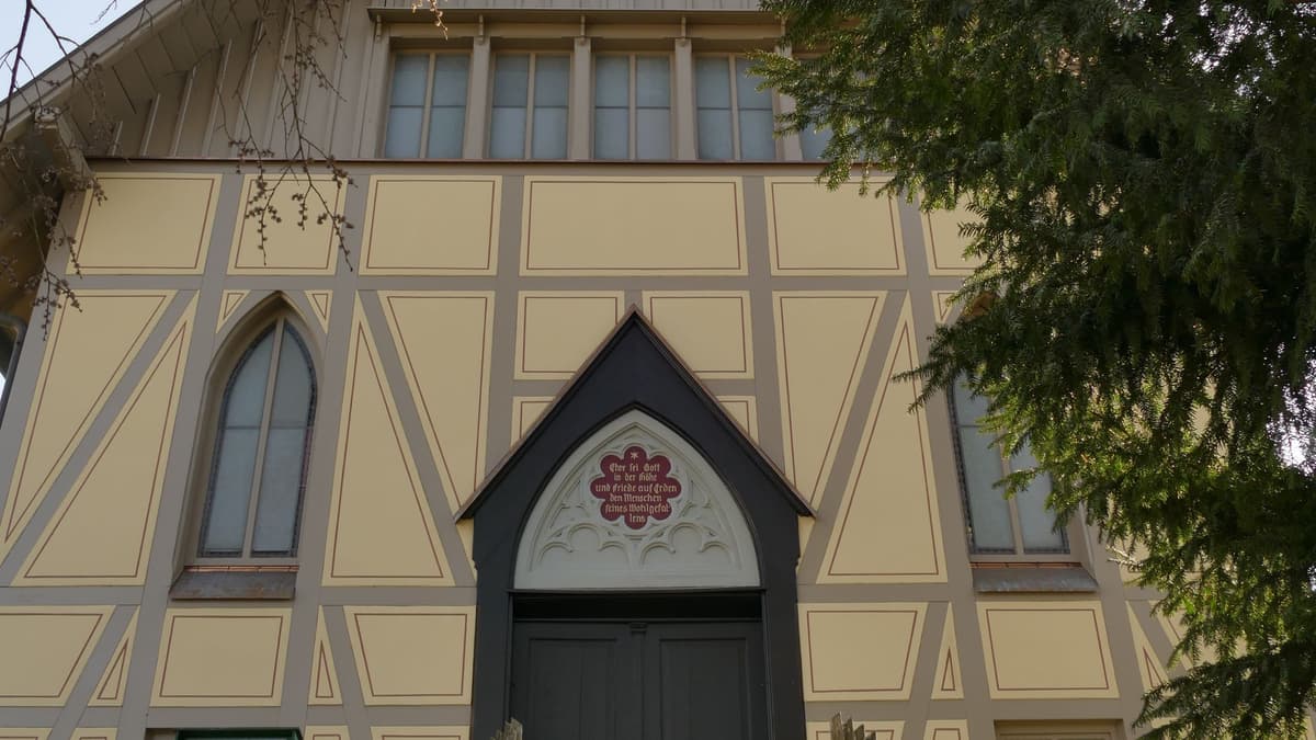 Außenansicht Apostelkirche