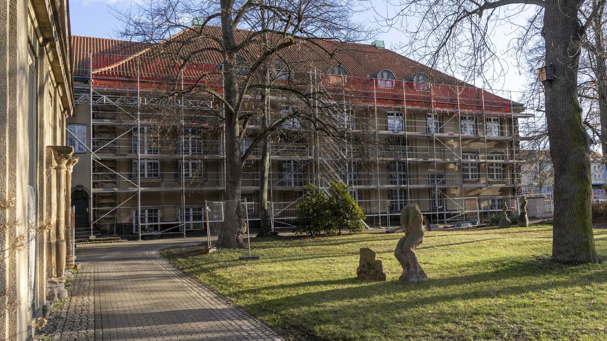 Westflügel mit neuem Anbau der KUNSTSAMMLUNGEN ZWICKAU