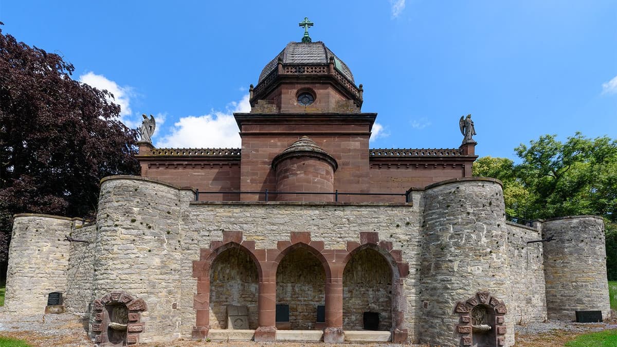 Südseite Mausoleum