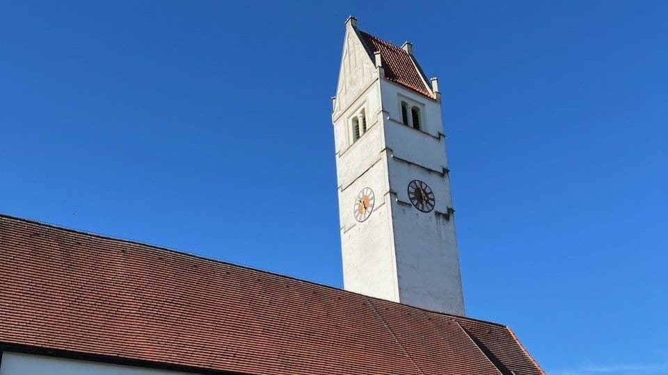 Außenansicht St. Johannes in Röhrmoos