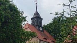 Kirche im Grünen