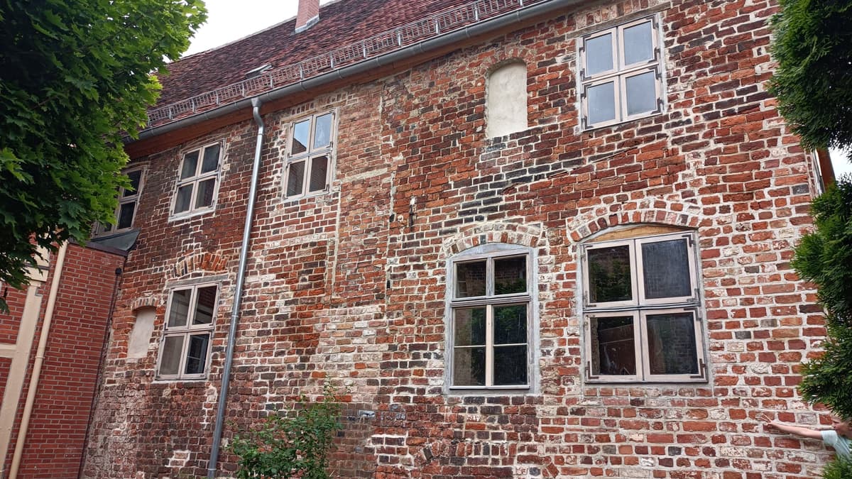 Giebelhaus Westfassade, saniert 2024