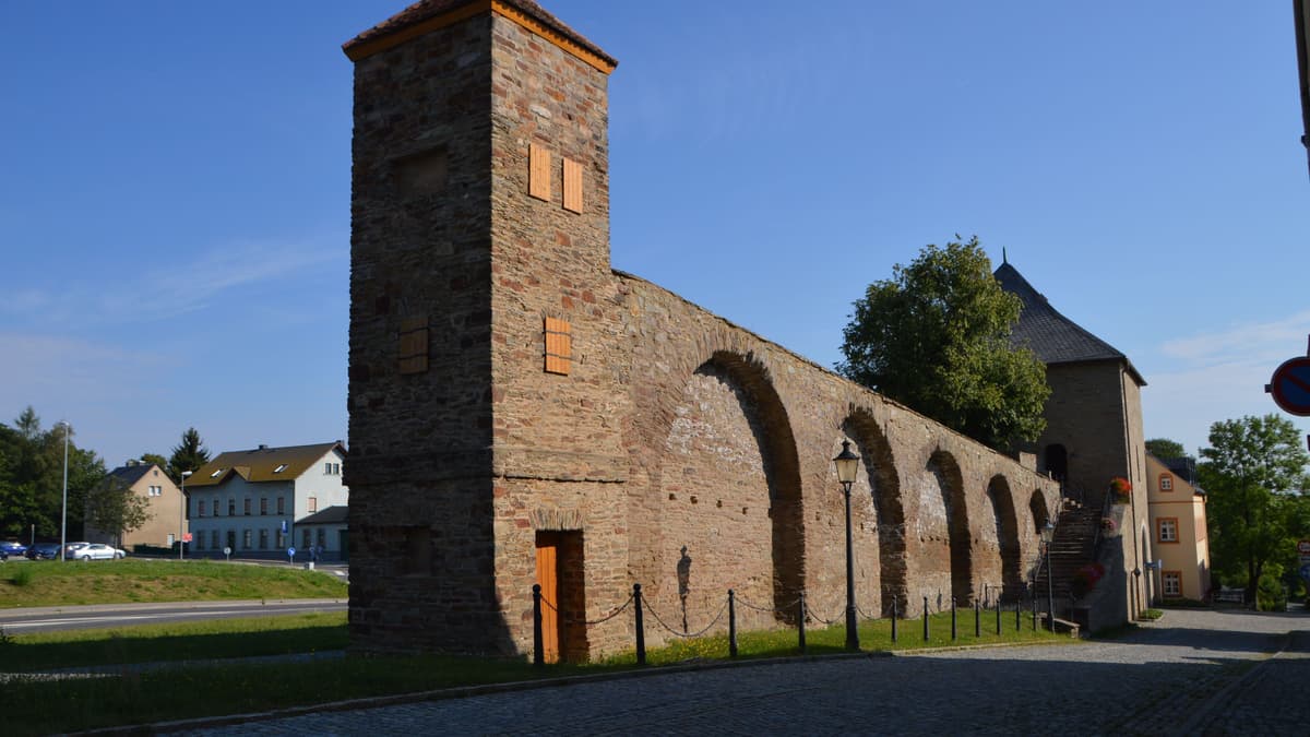 Zschopauer Tor mit Stadtmauerrest