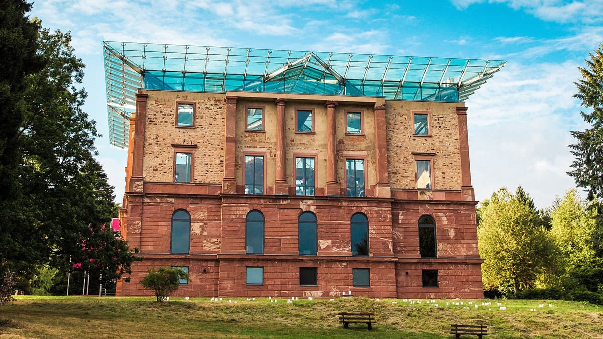 Außenansicht Jagdschloss Platte
