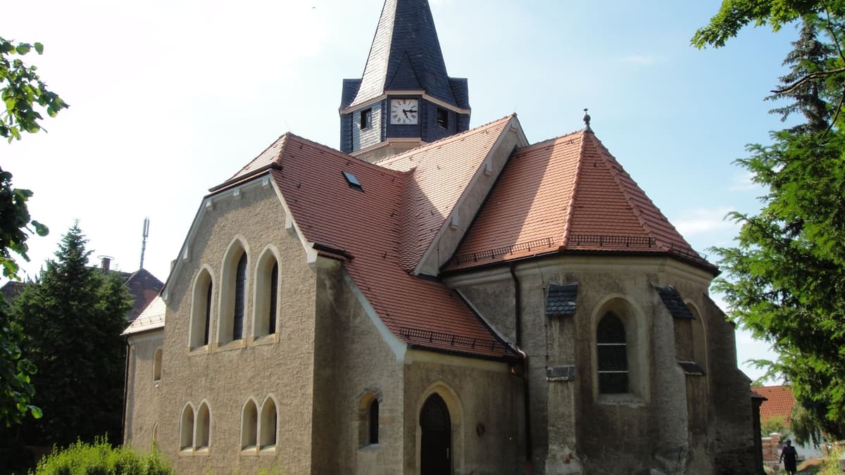 Hainkirche St. Vinzenz von Südosten