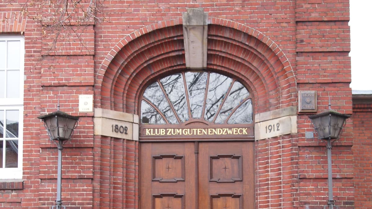 Eingangstür Klub zum guten Endzweck