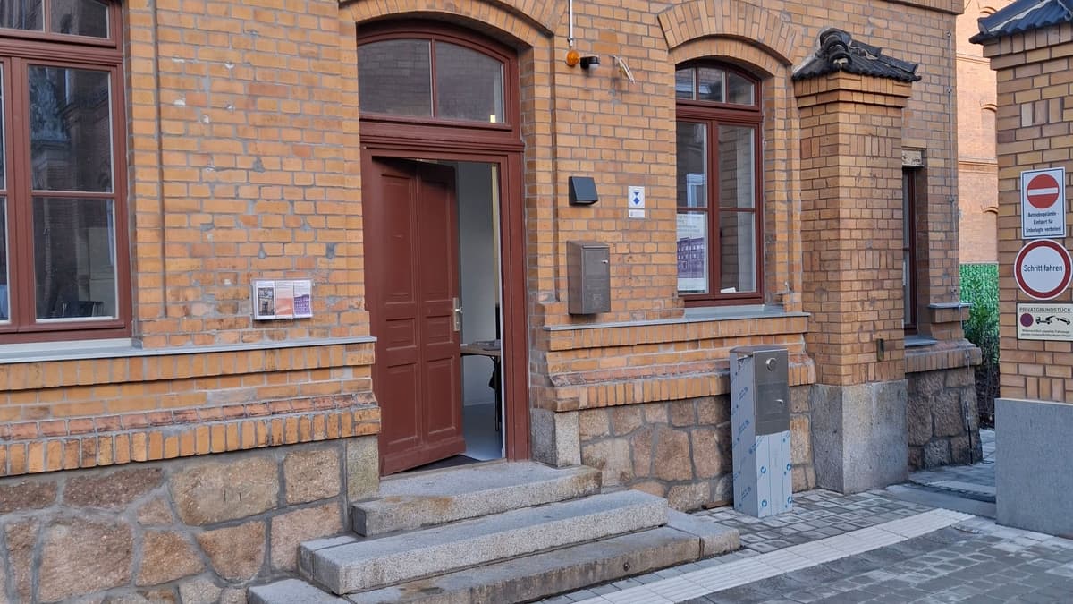 Ehemaliges Pförtnerhaus und Sitz des Riebeckstraße 63 e. V.
