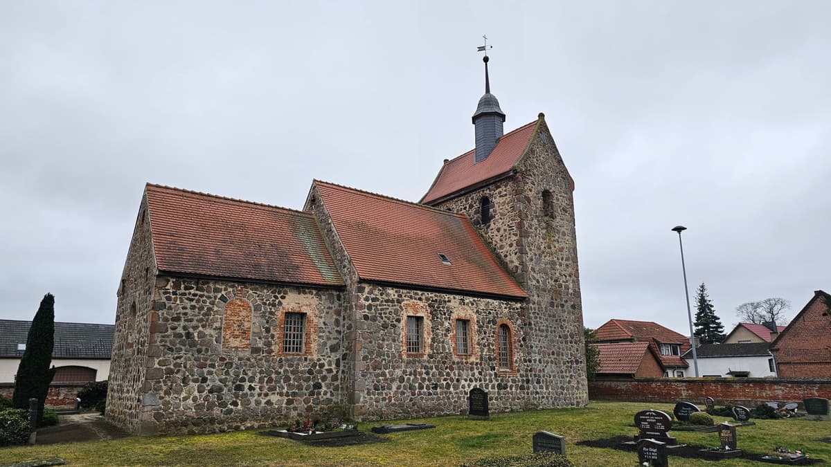 Dorfkirche Stapel