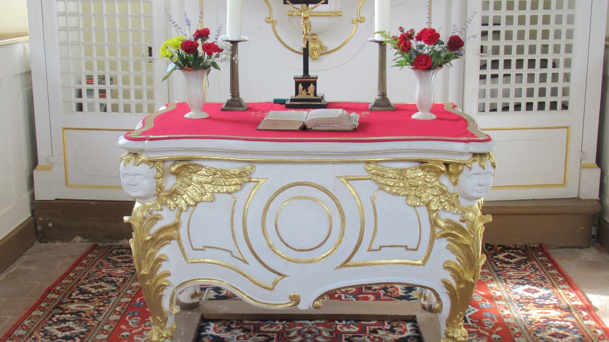 Altar der Orpensdorfer Rokoko-Kirche