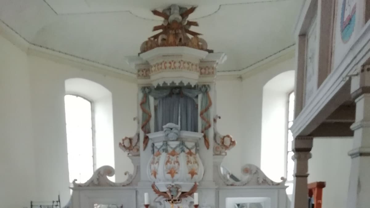 Altar der Ev. Kirche Korbetha