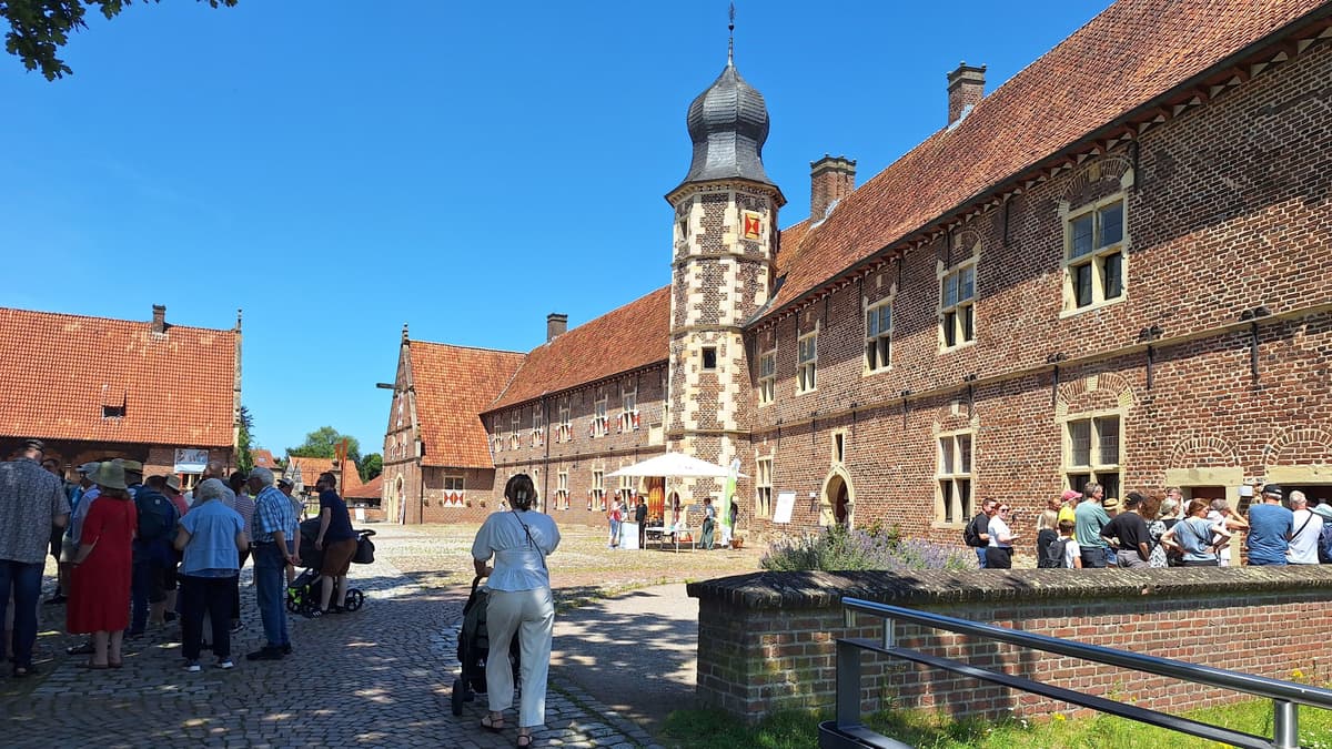 Vorburg des Wasserschlosses