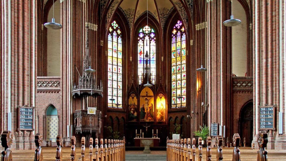 Innenansicht der St. Paulskirche Schwerin