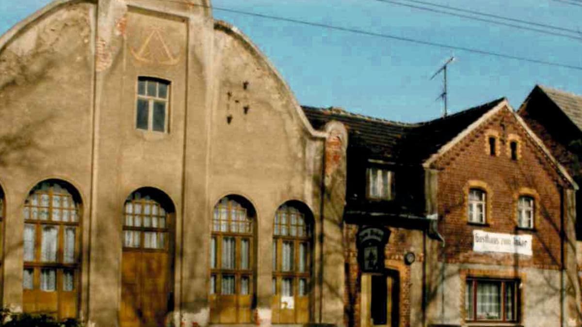 Gasthof kurz nach der Wende (1992)
