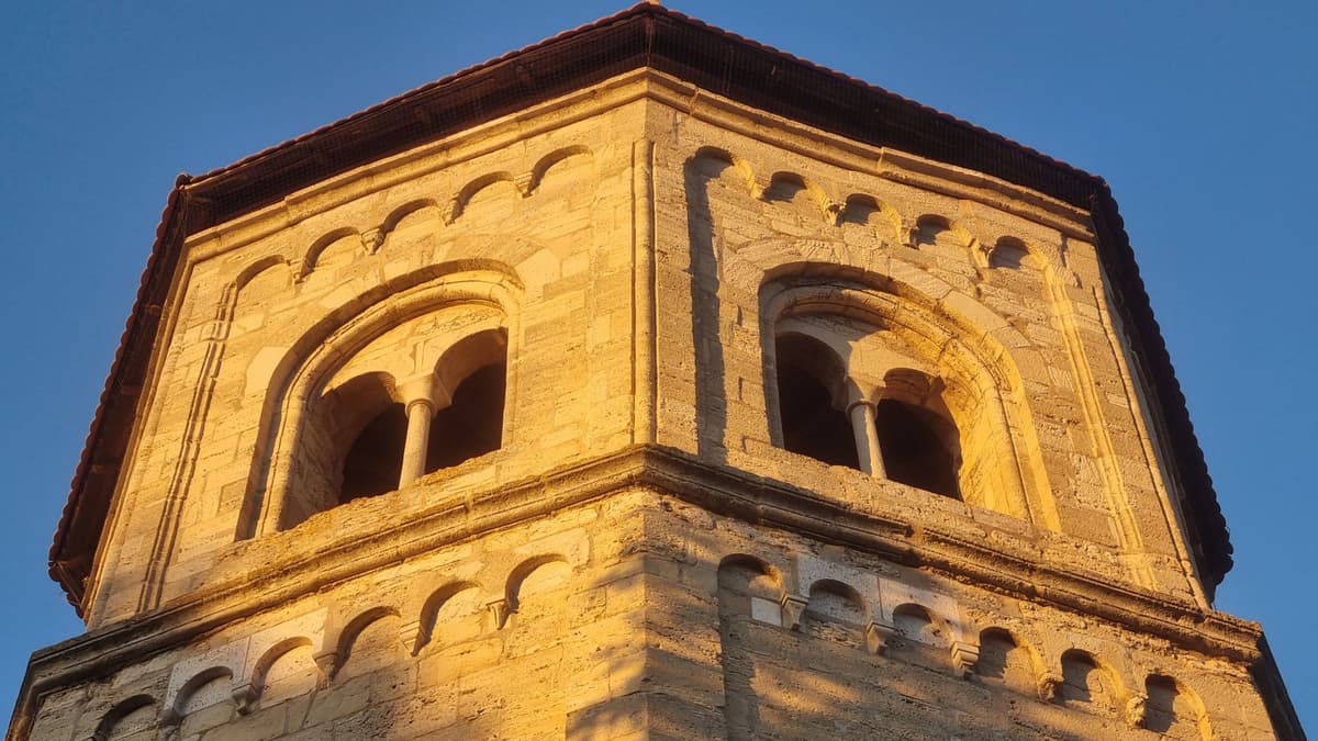 Klosterturm im Abendlicht