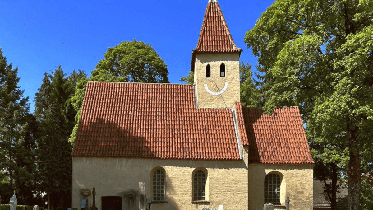 Das Kirchlein mit dem lächenden Gesicht