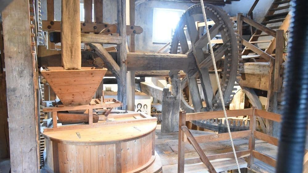 Mahlgang und Räderwerk