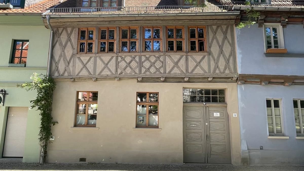 Hausansicht vom Stephanikirchhof