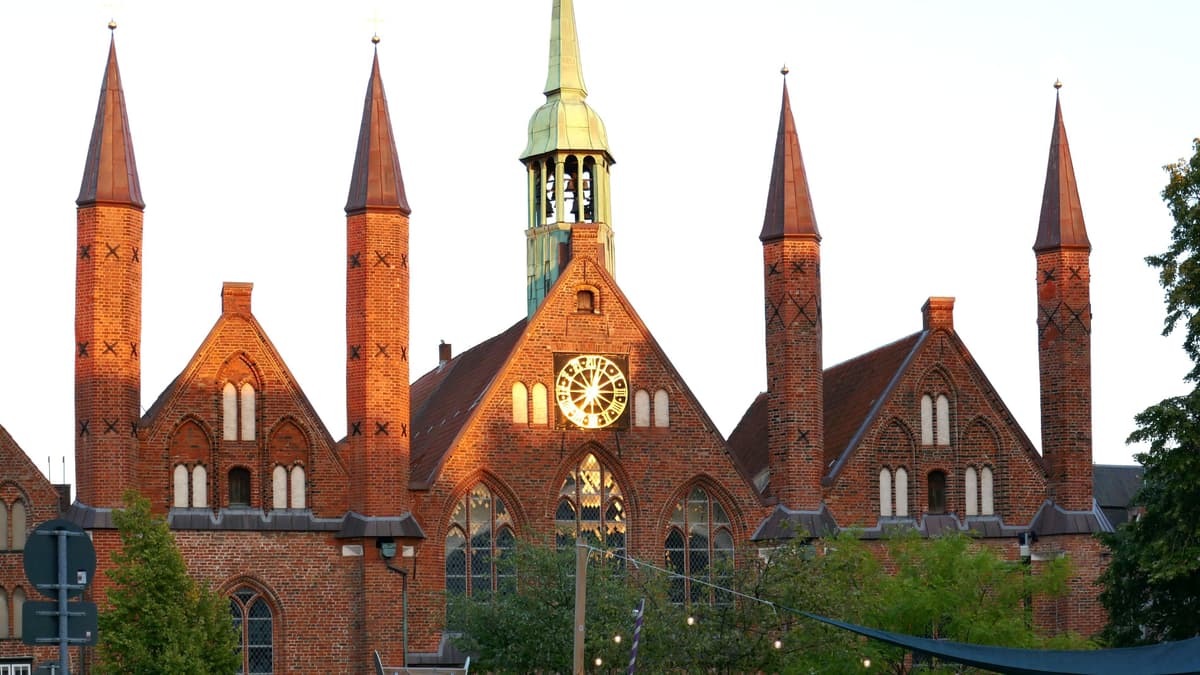 Heiligen-Geist-Hospital von Westen