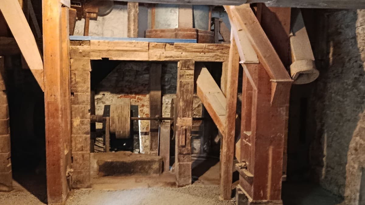 Mühlentechnik im Erdgeschoss