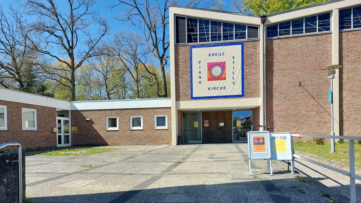 Kreuzkirch Lüneburg Eingangsportal