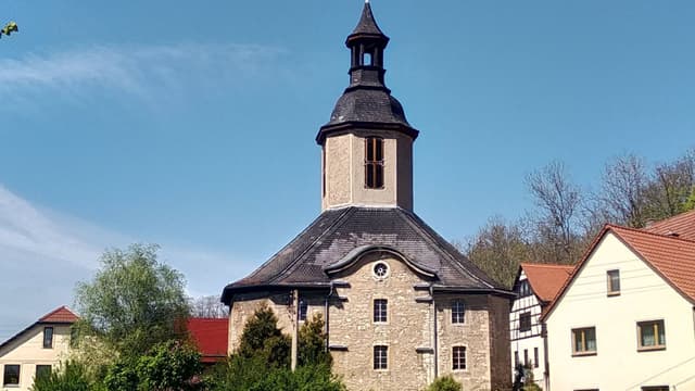 Kirche Wöllnitz