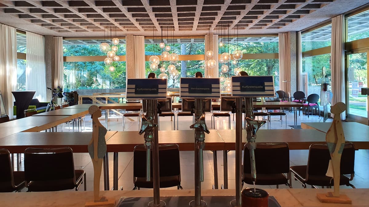 Trinkpavillon Innenansicht